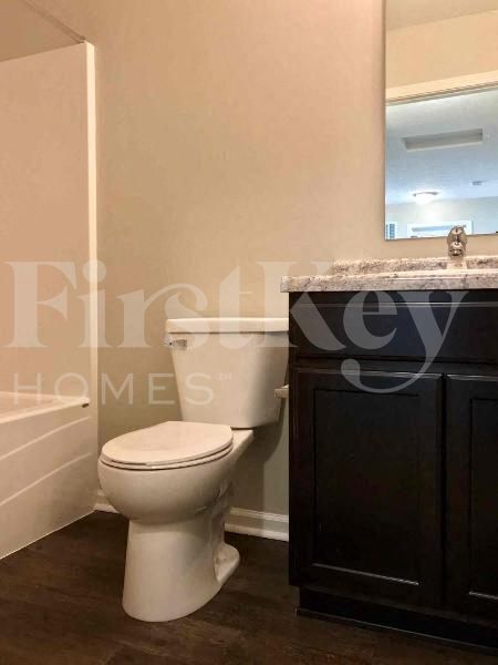 Building Photo - 8128 Wildwood Farms Dr