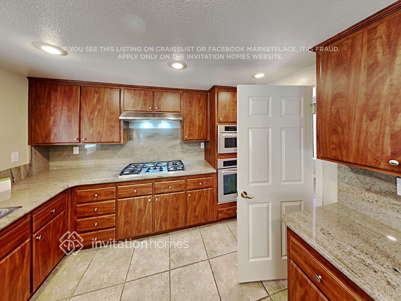 Building Photo - 43960 Northgate Ave