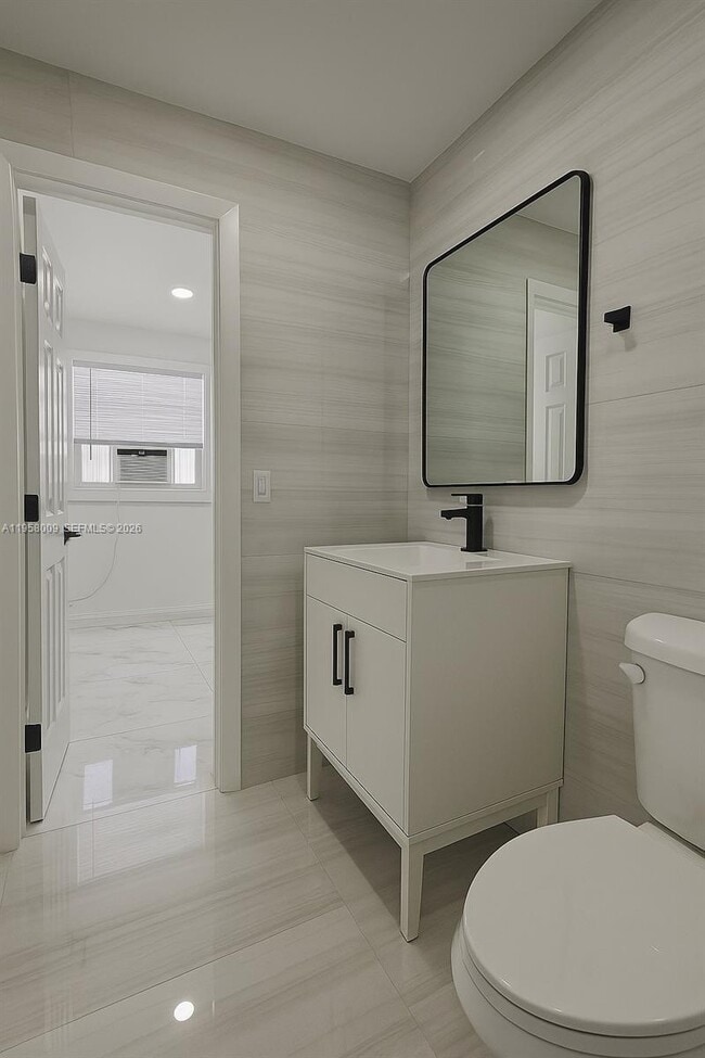 Building Photo - 5740 Mayo St