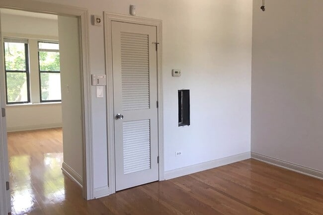 Floorplan - 5355-5361 S. Cottage Grove Avenue
