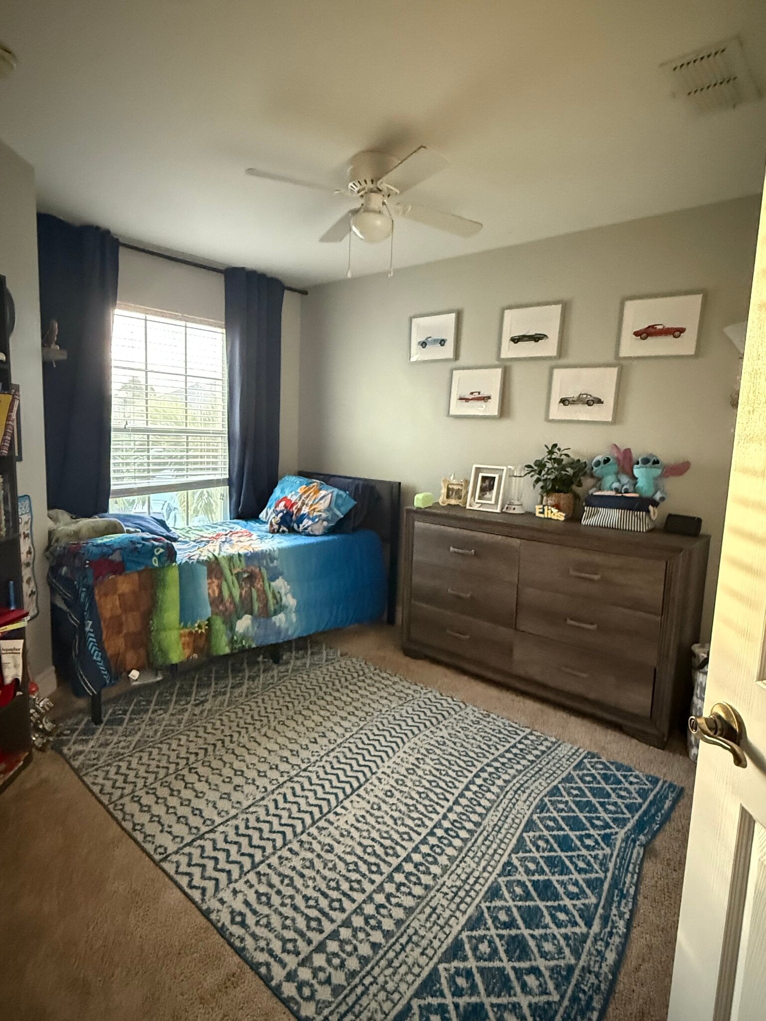 Building Photo - 3636 Pine Oak Cir