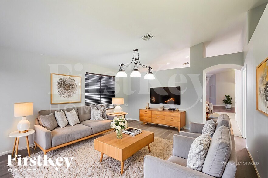 Building Photo - 6951 W Red Rock Dr