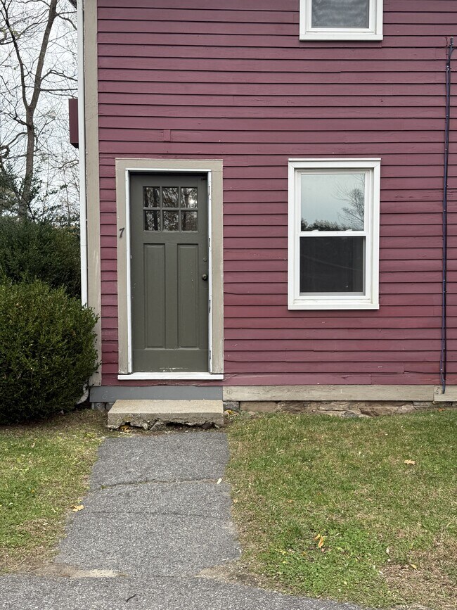 Building Photo - Beckley House