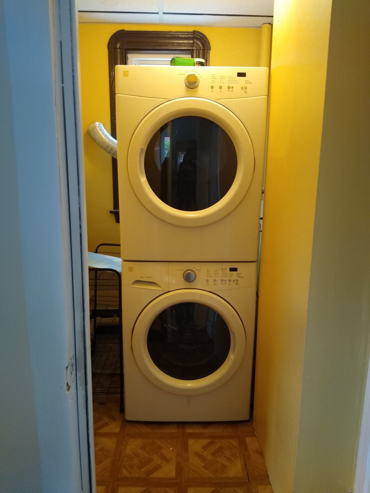 Building Photo - 1 Gold Star Pl