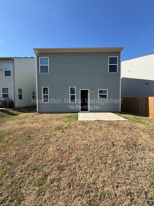 Building Photo - 4903 Hillstone Dr