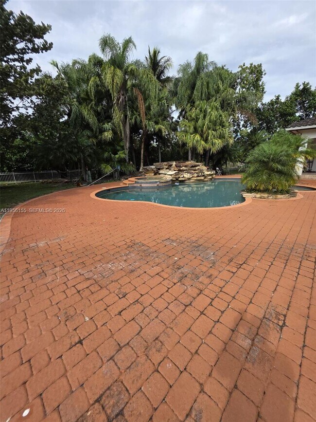 Building Photo - 28860 SW 182nd Ave