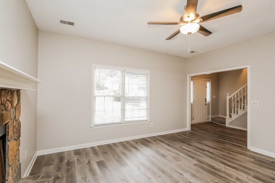 Building Photo - 4834 Diggers Way