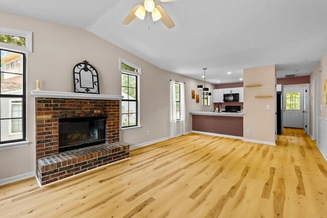 Building Photo - 3557 Sedona Loop