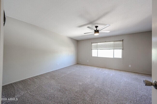 Building Photo - 4028 N Granite Reef Rd