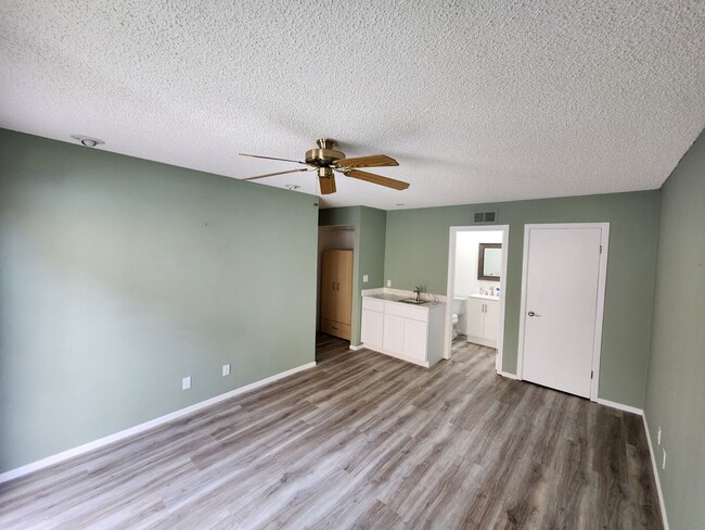 Building Photo - Single Story 4 Bedroom House in Mira Mesa