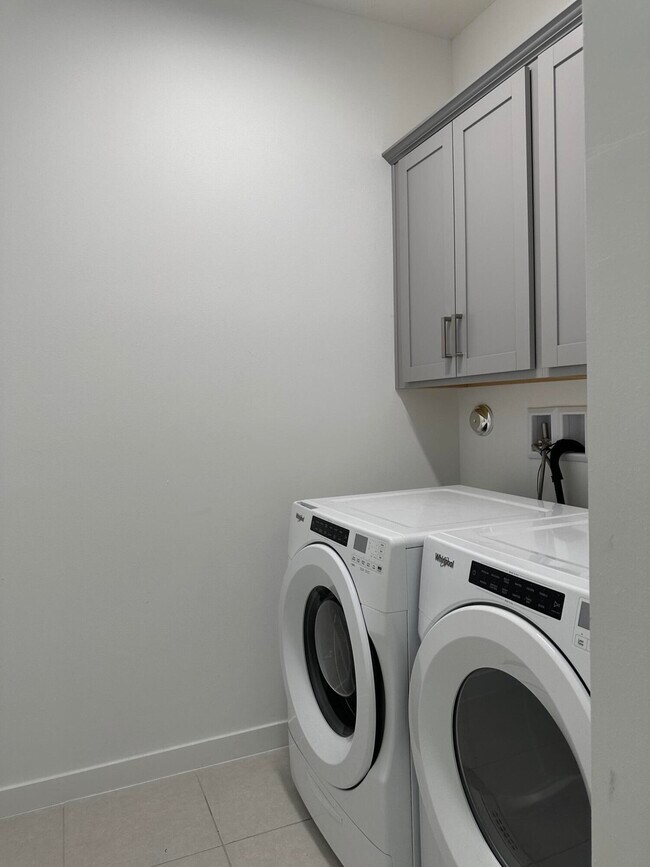 Building Photo - 4403 Arcturus Ln