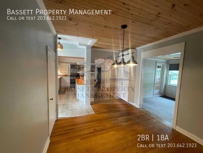 Building Photo - 203 Highland Ave