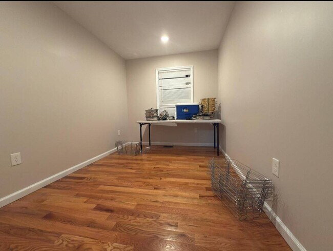 Building Photo - 126-03 172nd St