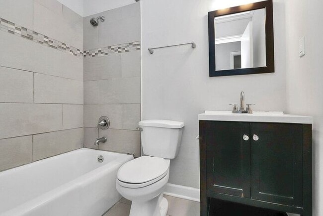Building Photo - 3BD/2BA Ranch Home in Windsor Park!