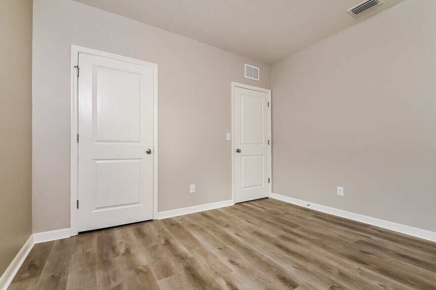 Building Photo - 5015 Willow Preserve Wy