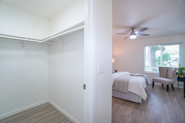 Building Photo - 581 Giuffrida Ave