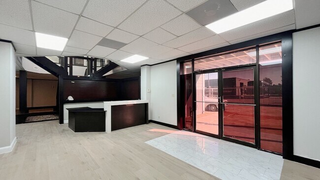 Building Photo - 9220 Rasmus Dr