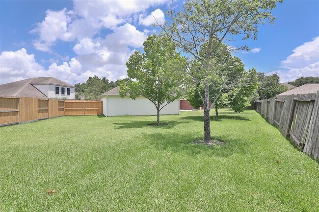 Building Photo - 26738 Abbey Springs Ln