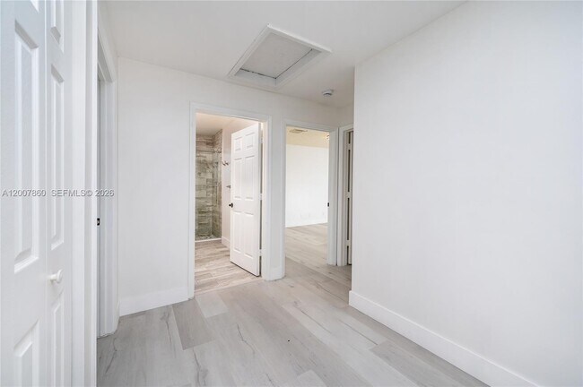 Building Photo - 1381 NW 144th Ave