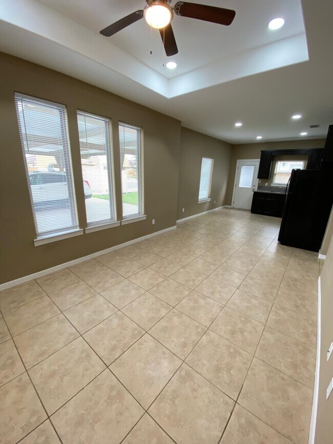 The Gardens at Russell 2115 Garden Ridge Dr Edinburg TX 78541