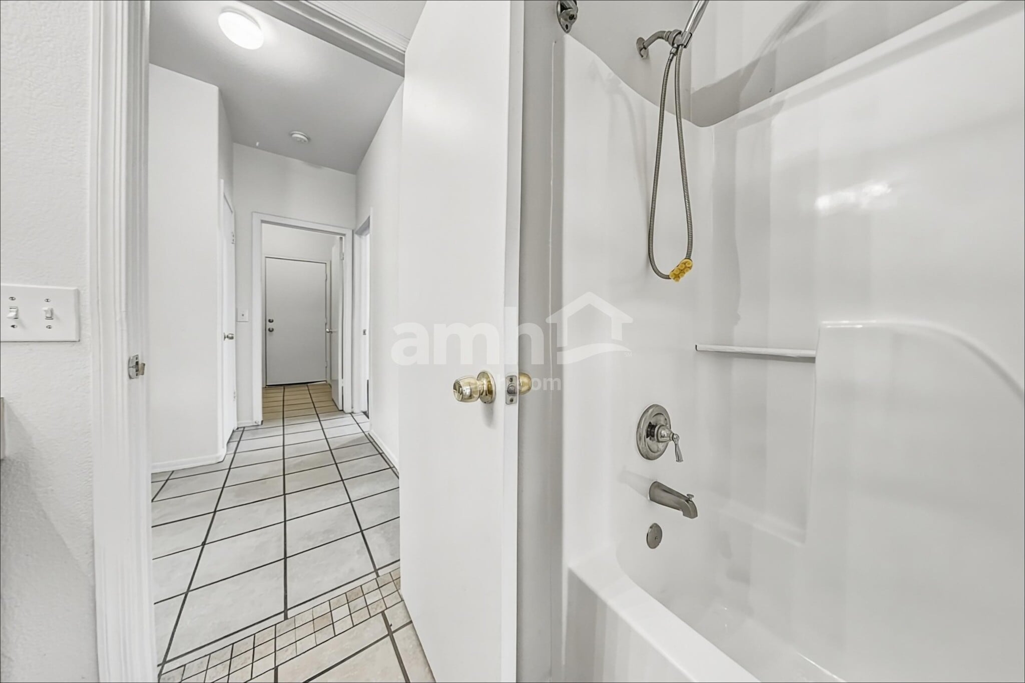 Building Photo - 5706 E Forge Cir