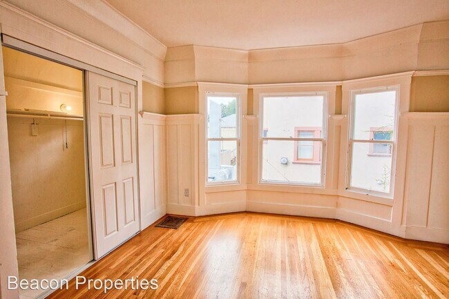 Building Photo - 509 41st St