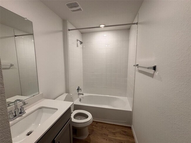 Building Photo - 1824 Marlin Spike Dr