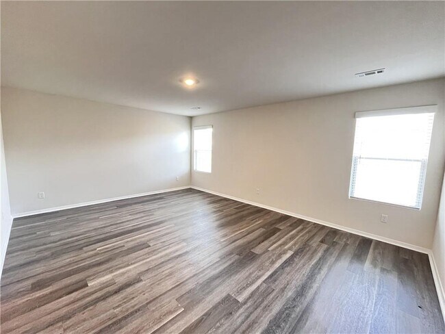 Building Photo - 2721 Elliott St