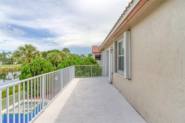 Building Photo - 1473 SW 158th Ave