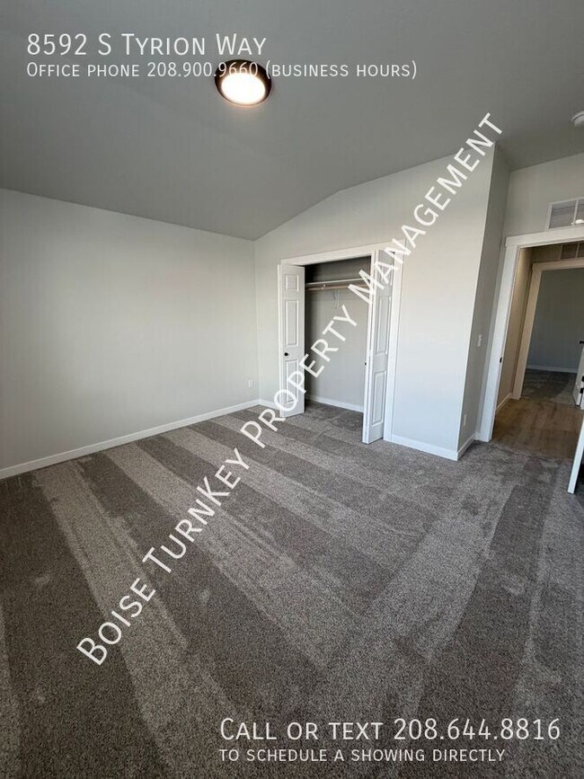 Building Photo - 8592 S Tyrion Wy