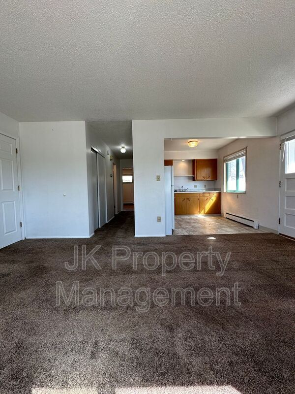 Building Photo - 23 11th St S