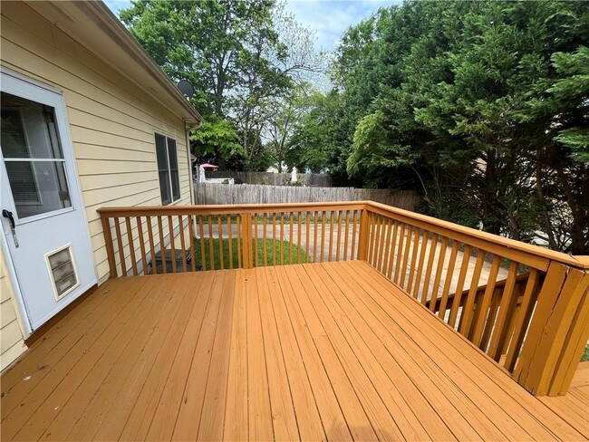 Building Photo - 1357 Eubanks Ave