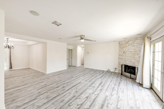 Building Photo - 54255 Eisenhower Dr