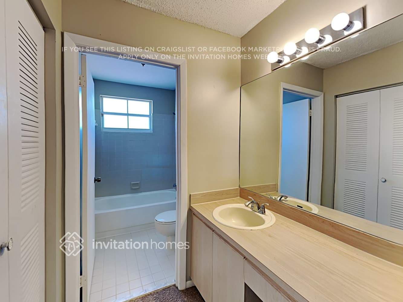 Building Photo - 2121 NW 184th Way