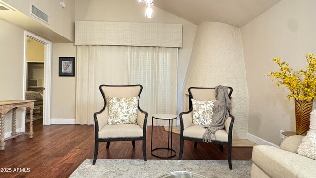 Building Photo - 15020 N 40th St