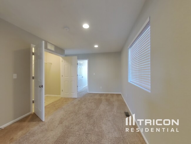 Building Photo - 1471 Kempton Alley