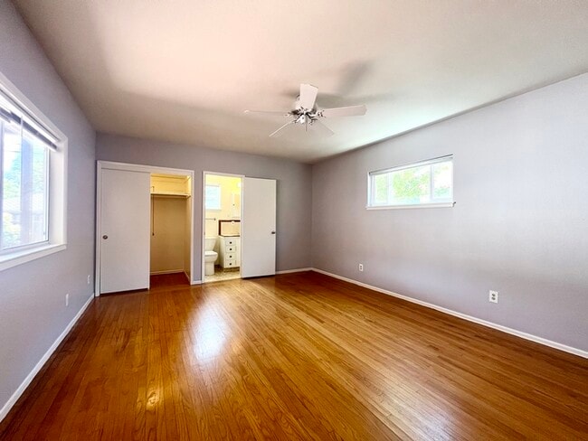 Building Photo - Charming 3 bedroom 2 bath home in Sacramento!