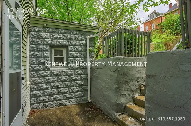 Building Photo - 19 Shaw Ave