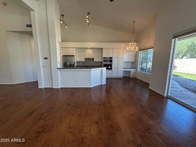 Building Photo - 11678 E Appaloosa Pl