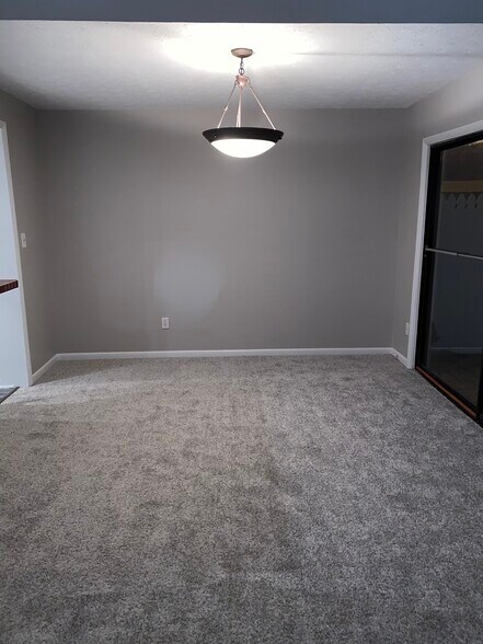 Dining Room - 1131 Roselawn Ln SE