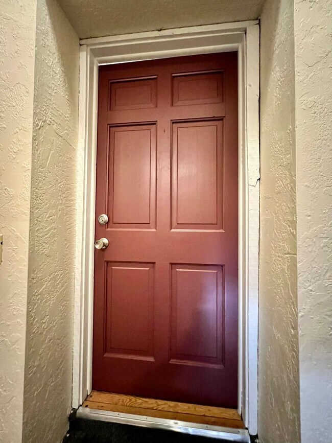 Building Photo - 41 Wyoming St