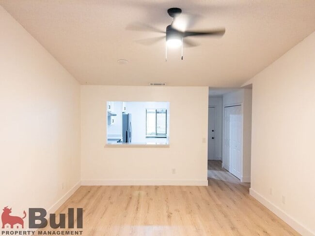 Building Photo - 502 Derby Dr