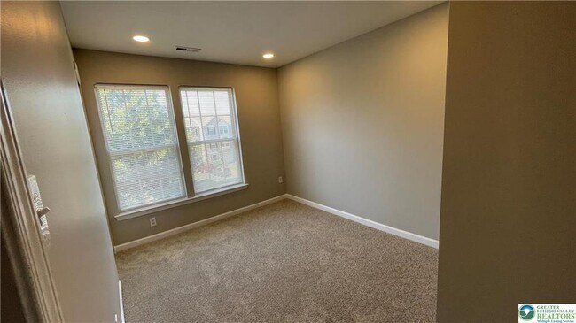 Building Photo - 7836 Red Hawk Ct