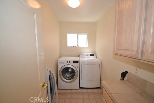 Building Photo - 2203 Harriman Ln