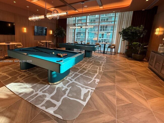 Building Photo - 77 SE 5th St