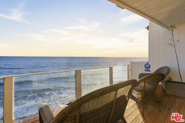 Building Photo - 20456 Pacific Coast Hwy