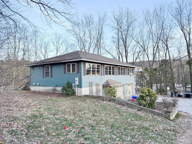 Building Photo - 89 Kennard Rd
