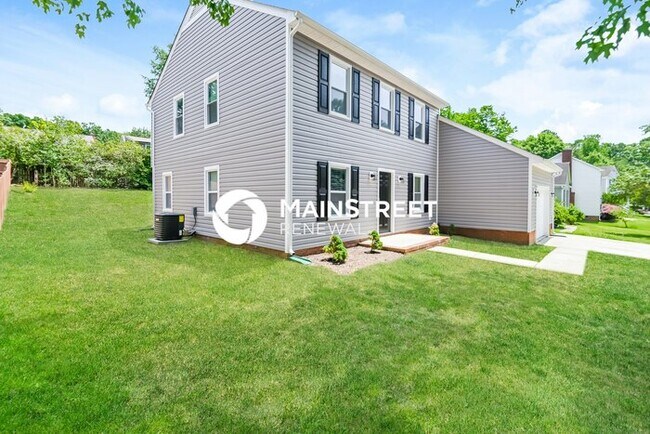 Building Photo - 4 Bedroom Pet-Friendly Home in Charlotte, ...