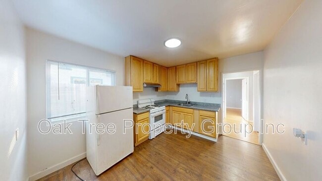 Building Photo - 22815 Grand St