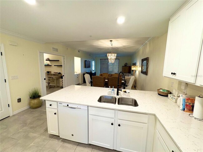 Building Photo - 5721 Palmer Cir